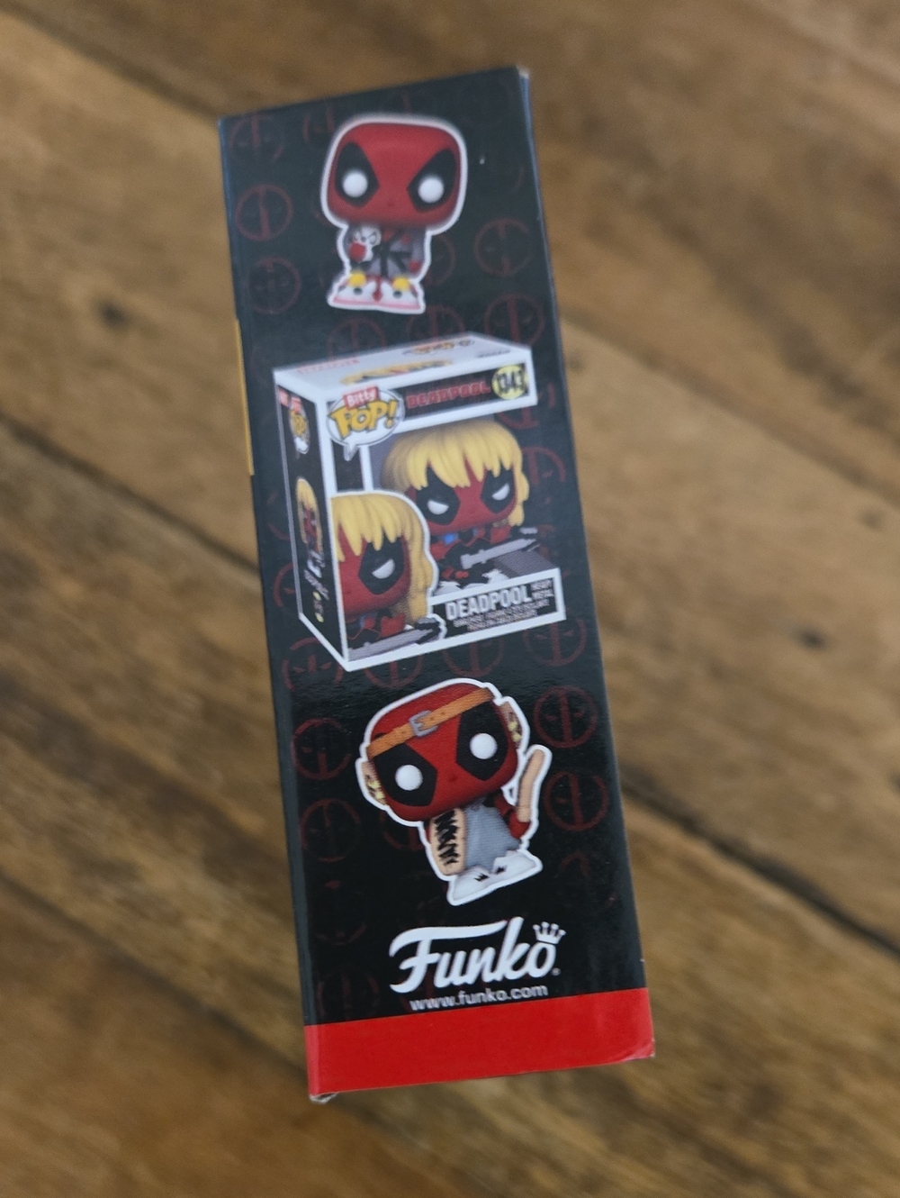 Deadpool Collection - Picture 5 of 6